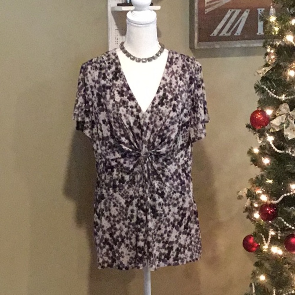 Daisy Fuentes Short Sleeve Top